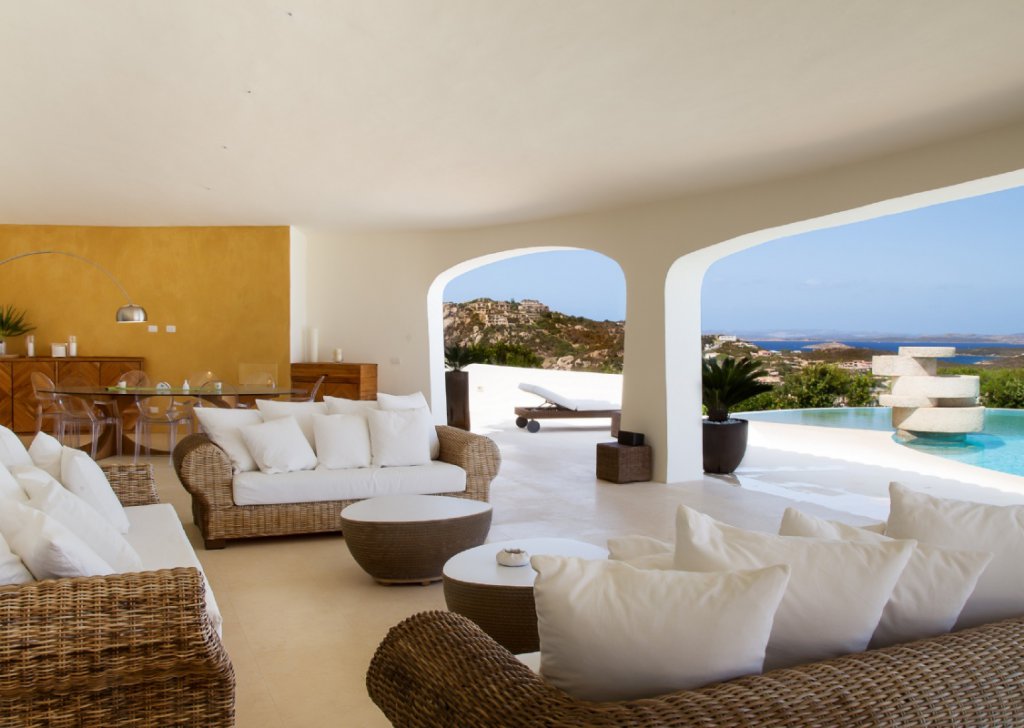 Villa in vendita  800 m² ottime condizioni, Arzachena, località Porto Cervo