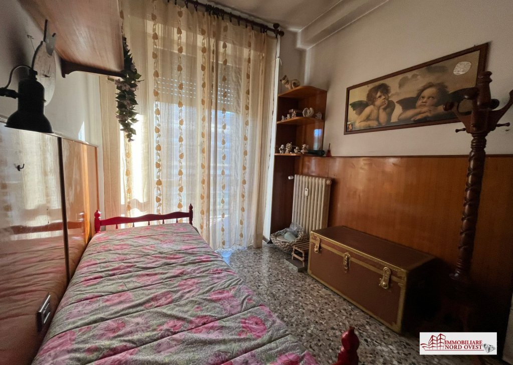 Appartamento trilocale in vendita  via Sanchioli 45, Magenta