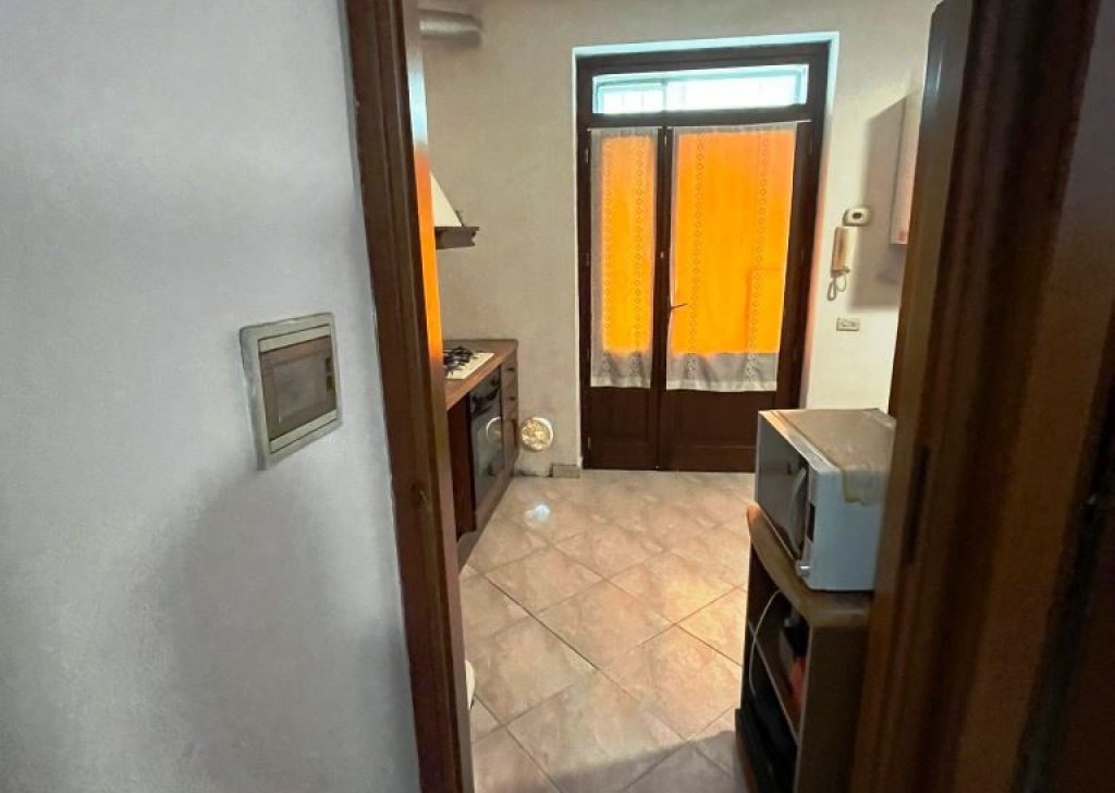 Appartamento bilocale in vendita  via Novara 59, Trecate, località trecate